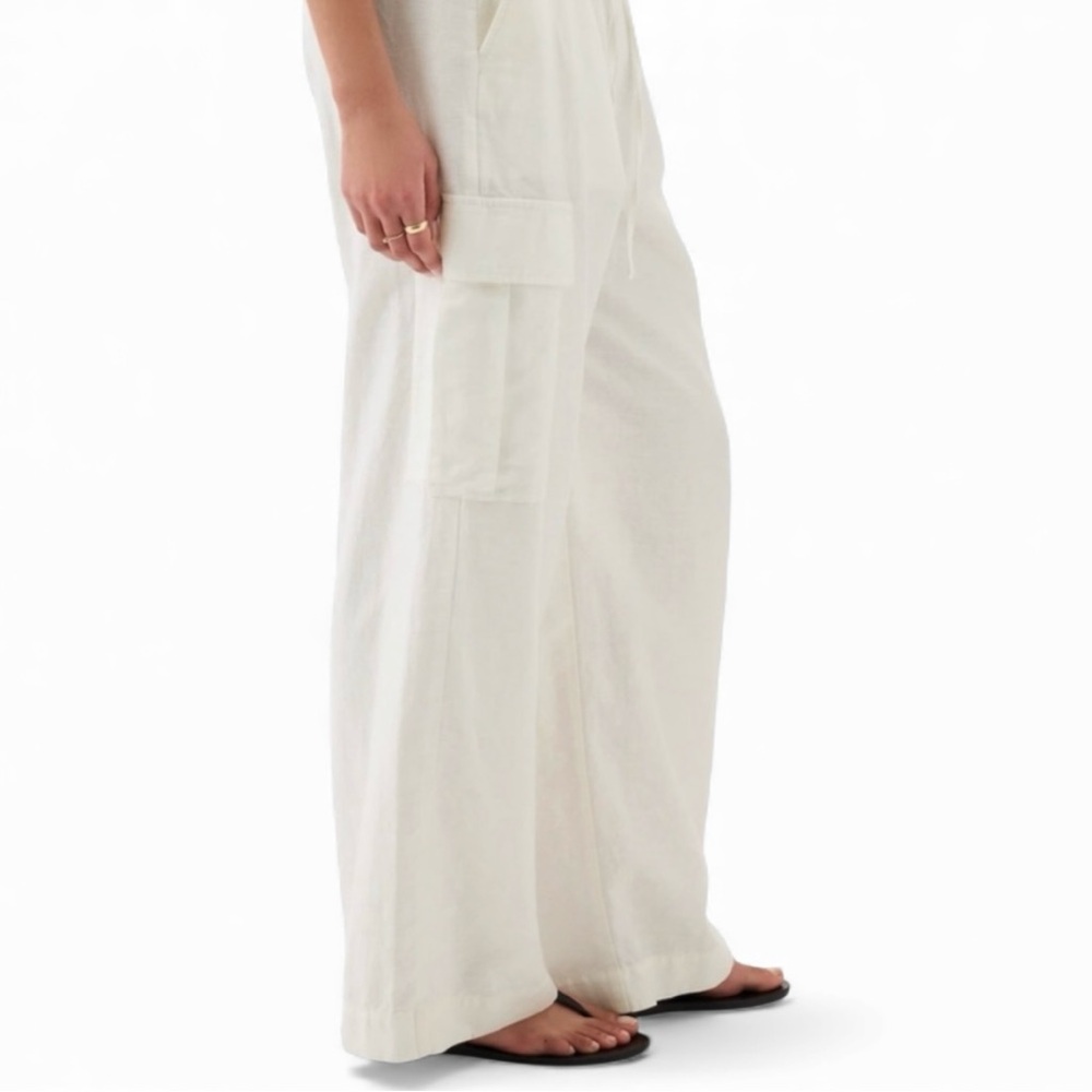 🆕💞GAP Mid-Rise Soft Linen-Cotton Blend Wide Leg Cargo Pants • IVORY • XSP • NWOT - Picture 3 of 9